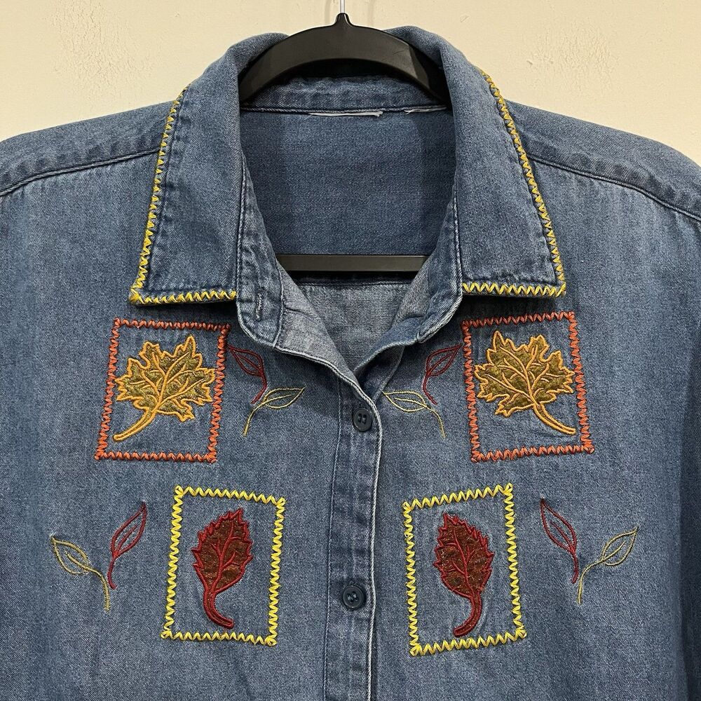 Vintage Women’s Fall Leaves Embroidered Denim Button Up Shirt Size XL Cottage - Picture 2 of 4